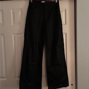 Black jeans, wide leg